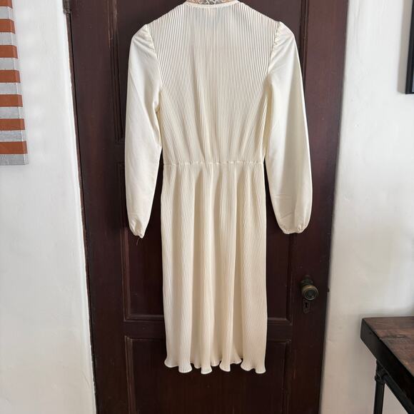 70s Vintage | Cream Pleated Lace Collar Blouson Sleeve Midi Dress | Medium - Picture 7 of 9